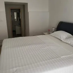Apartment Aldi 3, Pula